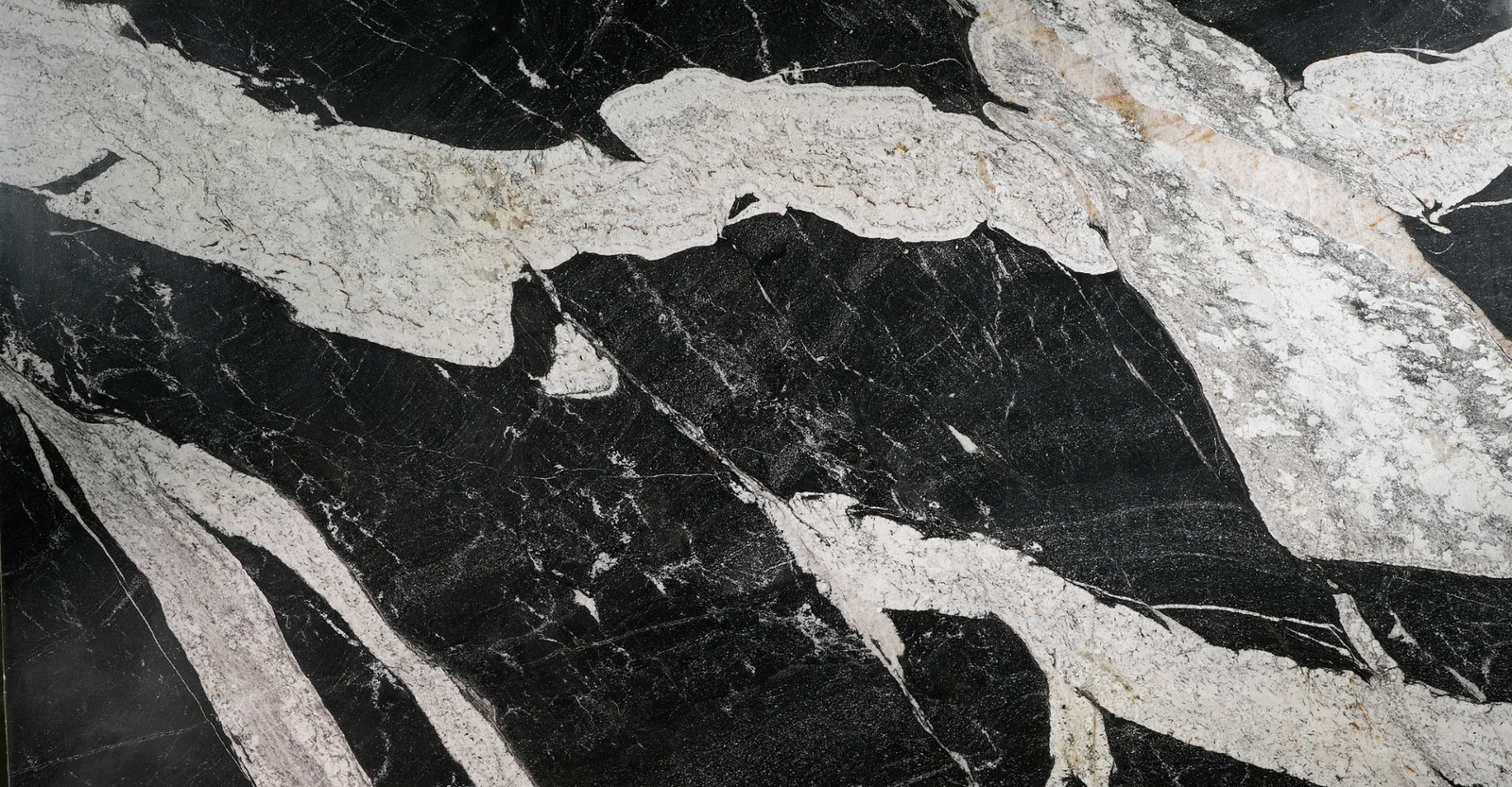 MAORI BLACK SLAB IMAGE