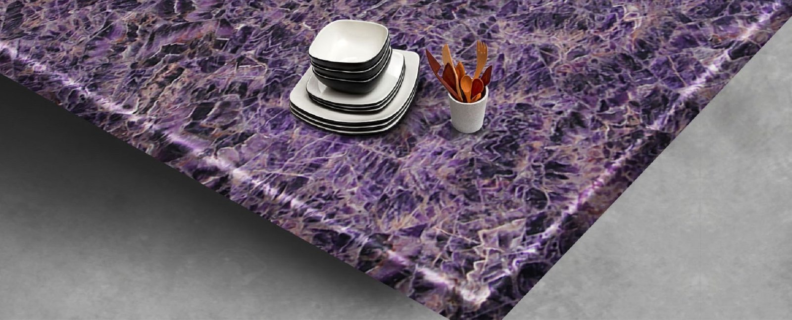 RQ00100-AMETHYST_CORNER-2 RQ00100-AMETHYST_CORNER-2